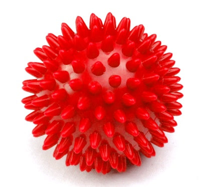 Small but seriously effective. This spiky massage ball helps target tight muscles, ease tension and support faster recovery, so you can move better, feel looser and stay ready for your next workout.
