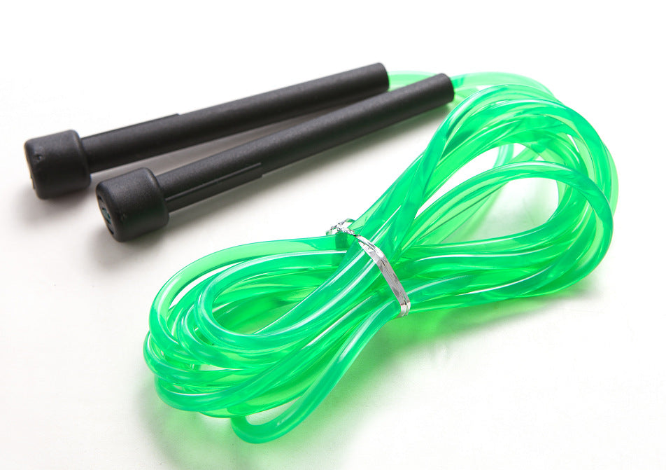 Small, simple and seriously effective. This skipping rope helps you boost cardio, burn calories and improve coordination wherever you train.