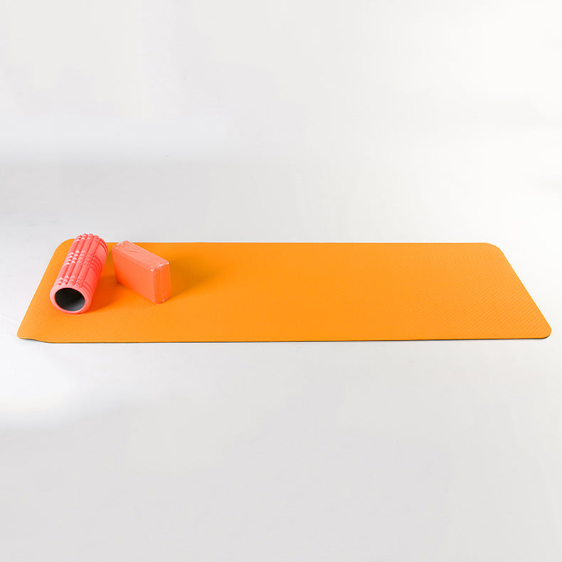 One mat, endless ways to move. Perfect for yoga, stretching, core work and home workouts, this versatile mat gives you the comfort, support and stability you need to train with confidence. (sold by itself, display products not included)